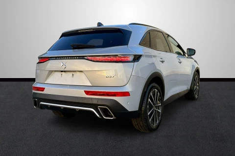 DS 7 PLUG-IN HYBRID 225 ÉTOILE