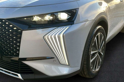 DS 7 PLUG-IN HYBRID 225 ÉTOILE