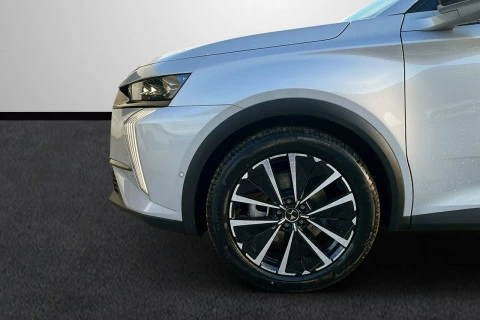 DS 7 PLUG-IN HYBRID 225 ÉTOILE