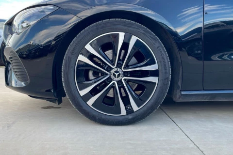 Mercedes-Benz CLA CLA 200 D DCT