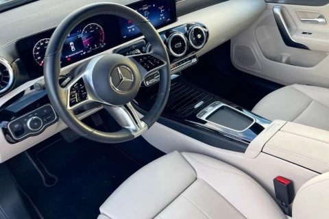 Mercedes-Benz CLA CLA 200 D DCT