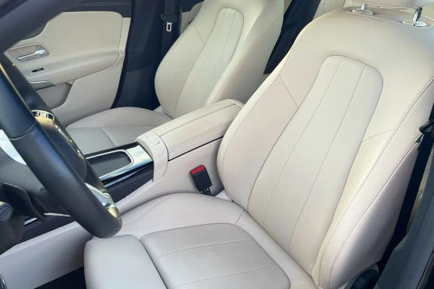 Mercedes-Benz CLA CLA 200 D DCT