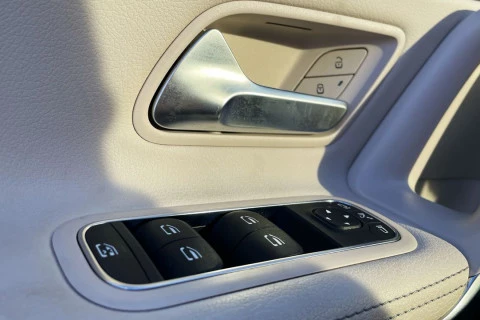 Mercedes-Benz CLA CLA 200 D DCT