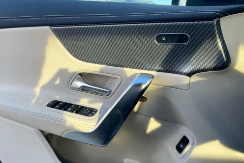 Mercedes-Benz CLA CLA 200 D DCT