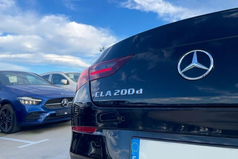 Mercedes-Benz CLA CLA 200 D DCT