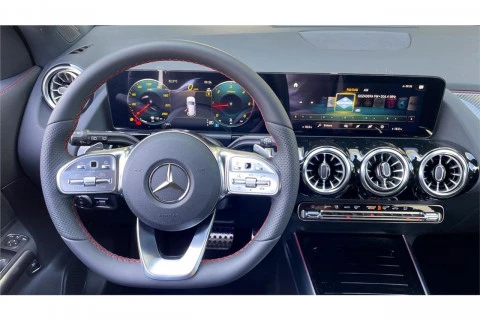 Mercedes-Benz GLA GLA 180