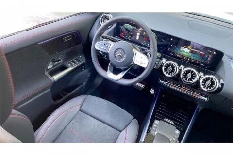 Mercedes-Benz GLA GLA 180