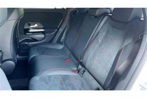 Mercedes-Benz GLA GLA 180