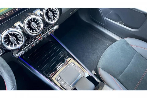 Mercedes-Benz GLA GLA 180