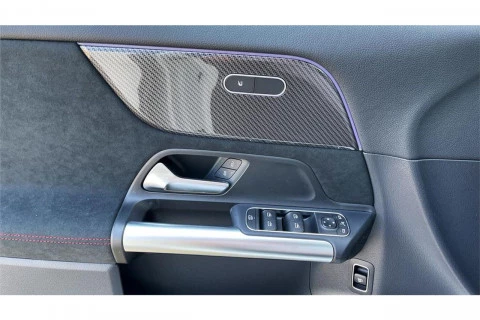 Mercedes-Benz GLA GLA 180