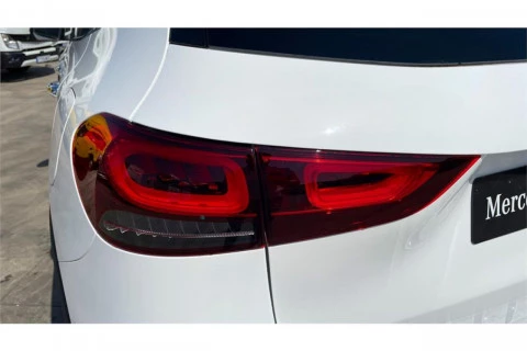 Mercedes-Benz GLA GLA 180