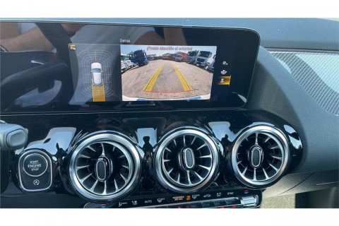 Mercedes-Benz GLA GLA 180