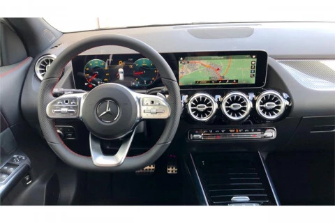 Mercedes-Benz GLA GLA 180