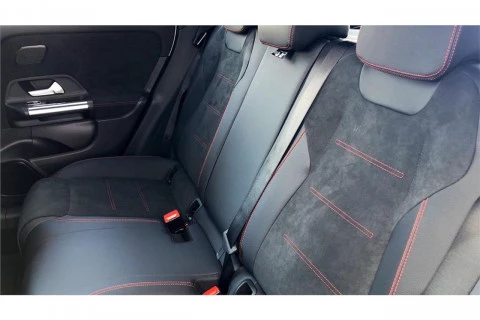 Mercedes-Benz GLA GLA 180