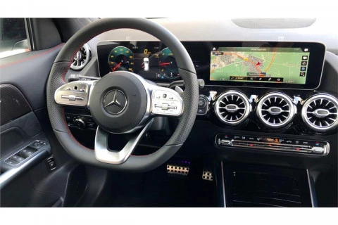 Mercedes-Benz GLA GLA 180