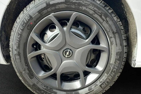 Opel Vivaro Furgón 1.5 Diésel 120 CV Manual