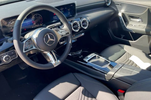 Mercedes-Benz Clase A A 250 e con tecnología híbrida EQ