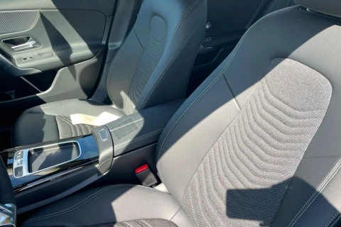 Mercedes-Benz Clase A A 250 e con tecnología híbrida EQ