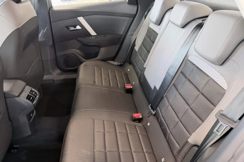 Citroën C4 X Hybrid 145 ë-DCS6 Business Edition