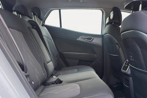 Kia Sportage 1.6 T-GDi 118kW (160CV) Drive 17