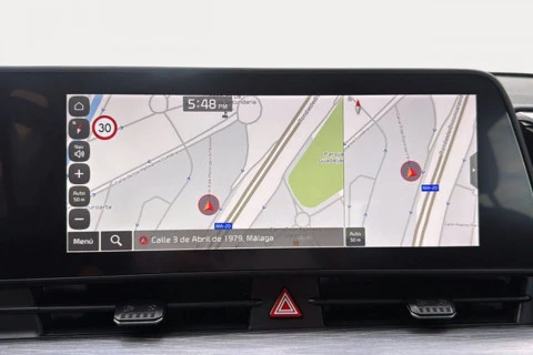 Kia Sportage 1.6 T-GDi 118kW (160CV) Drive 17