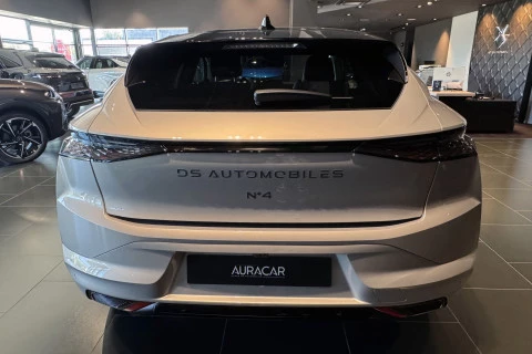 DS Nº4 Hybrid 145 Étoile Alcantara@