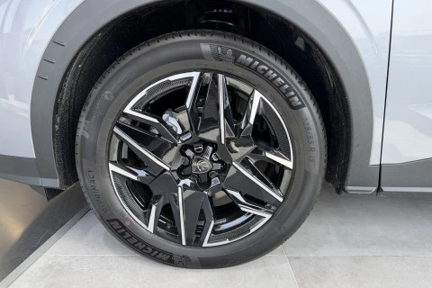 Peugeot 3008 Hybrid 1.2 107KW Allure eDCS6