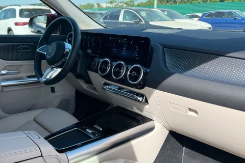 Mercedes-Benz GLA GLA 200 D