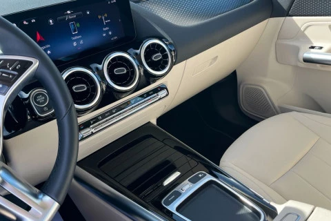 Mercedes-Benz GLA GLA 200 D