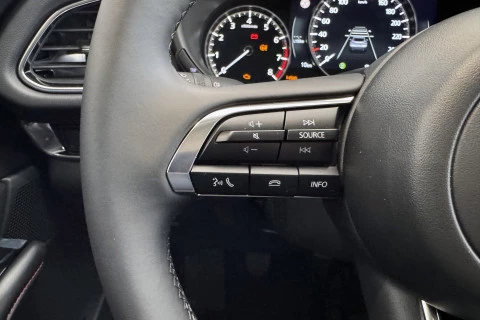 Mazda CX-30 e-SKYACTIV G Homura