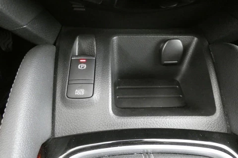 Nissan Qashqai  Diesel  1.7dCI N-Connecta 4x2