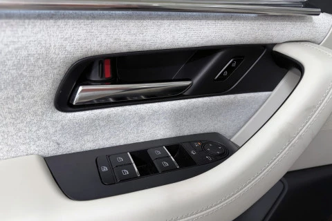 Mazda CX-80 e-SKYACTIV PHEV 241kW AWD Takumi Plus