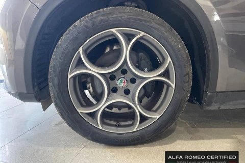 Alfa Romeo Stelvio 2.2 Diésel 140kW (190CV) Sprint RWD