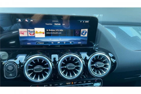 Mercedes-Benz GLA GLA 200 D