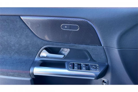 Mercedes-Benz GLA GLA 200 D