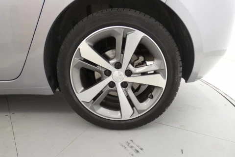 Peugeot 308  Diesel  1.5BlueHDi S&S Allure 130