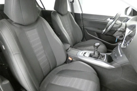 Peugeot 308  Diesel  1.5BlueHDi S&S Allure 130