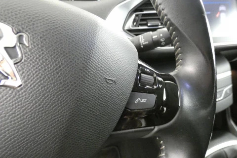 Peugeot 308  Diesel  1.5BlueHDi S&S Allure 130