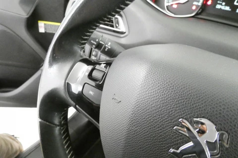 Peugeot 308  Diesel  1.5BlueHDi S&S Allure 130