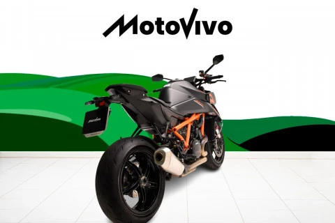 KTM 1390 Super Duke R 
