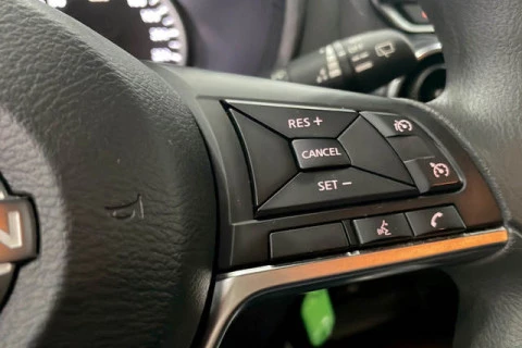 Nissan juke DIG-T Acenta 84 kW (114 CV)