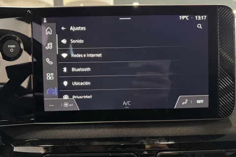Nissan Micra Standard Range 4x2 N-Connecta