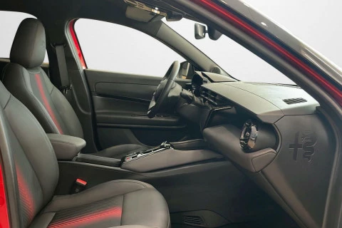 Alfa Romeo Junior Elettrica 115kW (156CV)