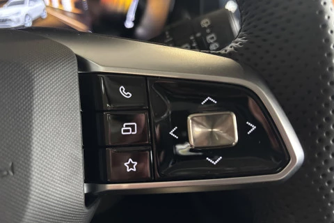 MG ZS Hybrid+ Luxury