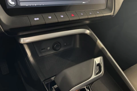 MG ZS Hybrid+ Luxury