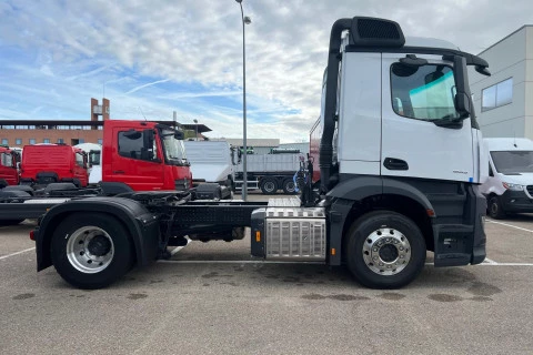 Mercedes-Benz Actros 1845 LS