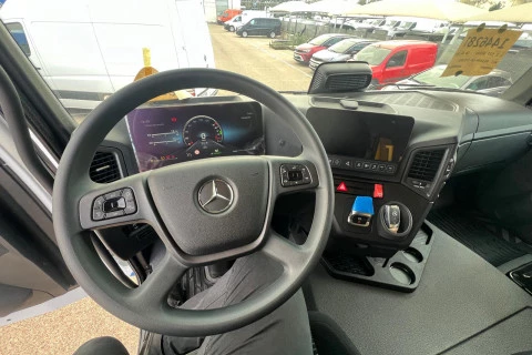 Mercedes-Benz Actros 1845 LS