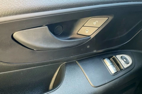 Mercedes-Benz Vito 114 CDI FURGON PRO LARGO