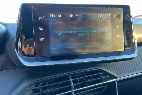 Peugeot 2008 Allure Puretech 130 S&S EAT8