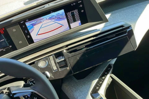 Peugeot 5008 Hybrid 1.2 100KW Allure eDCS6